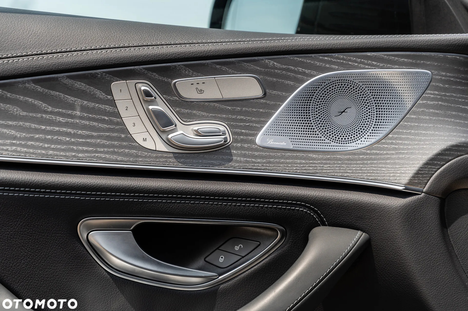 Mercedes-Benz CLS - 16
