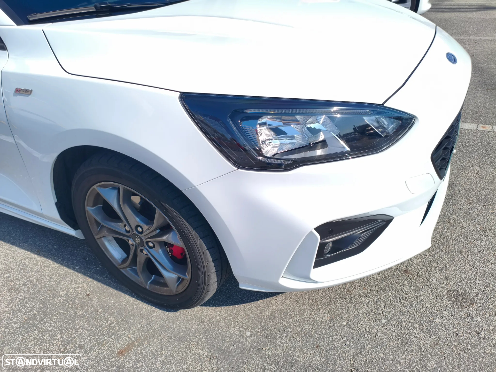 Ford Focus 1.0 EcoBoost MHEV ST-Line - 2