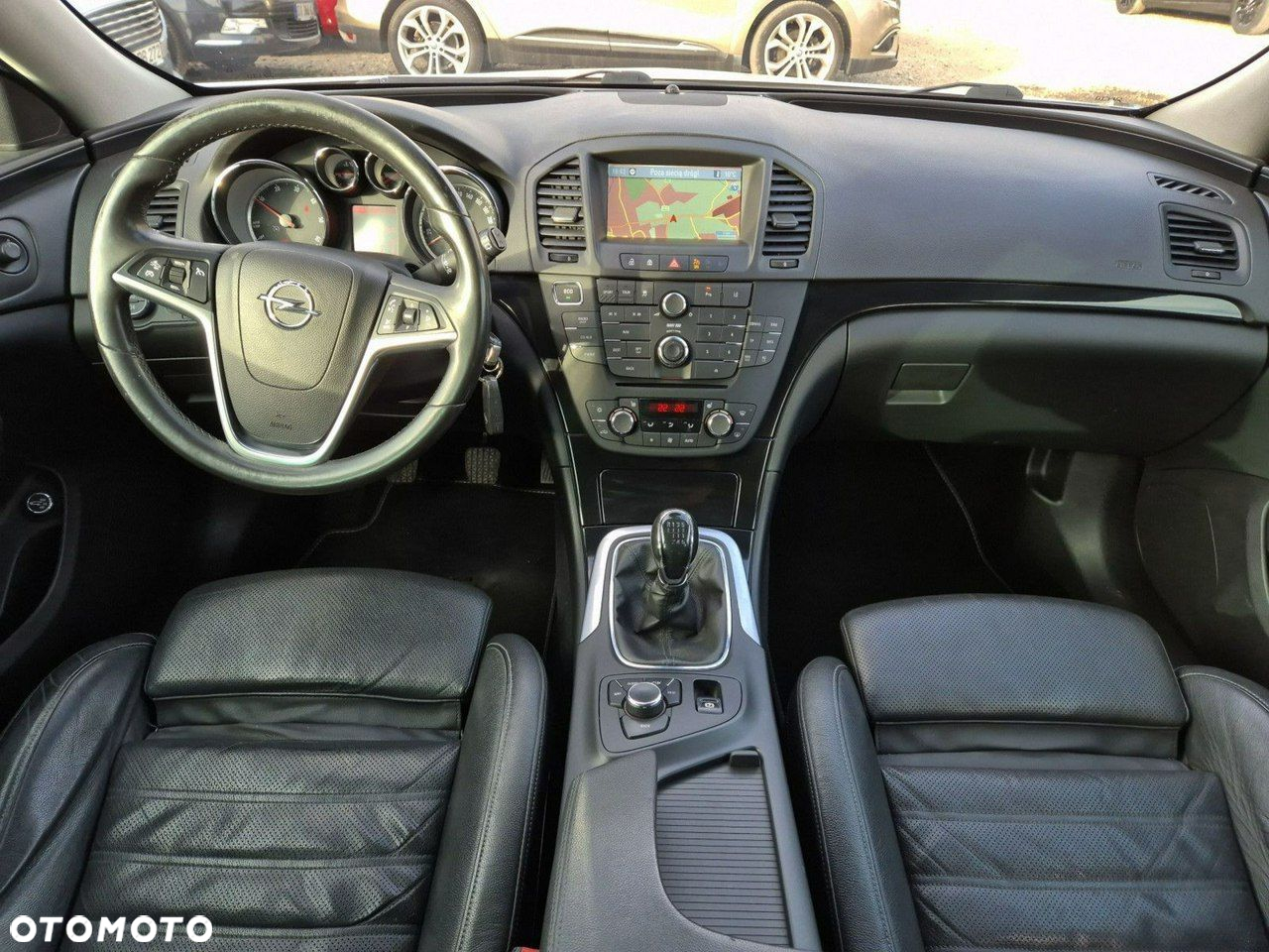 Opel Insignia - 25