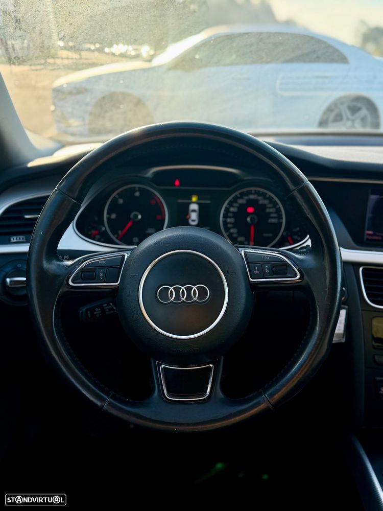 Audi A4 2.0 TDI S-line - 16
