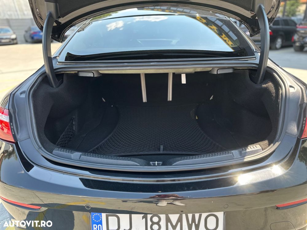 Mercedes-Benz E - 15