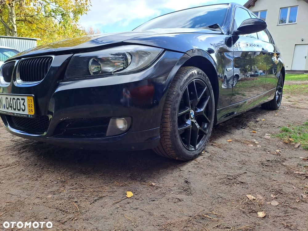 BMW 318I 2006 photo 2