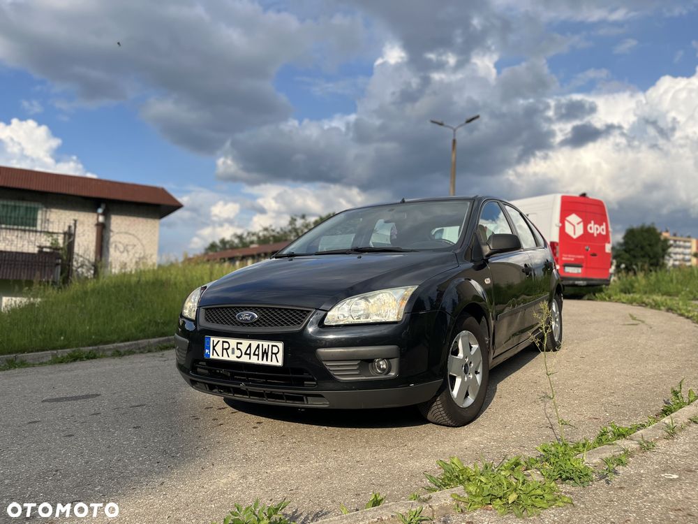 Ford Focus 1.6 Ambiente - 1