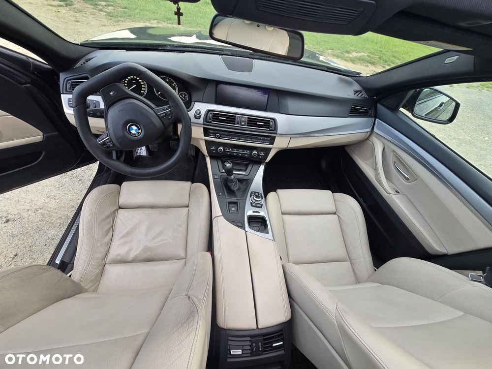 BMW Seria 5 520d - 12
