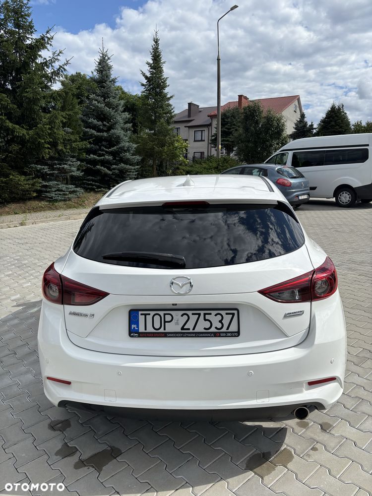 Mazda 3 - 4