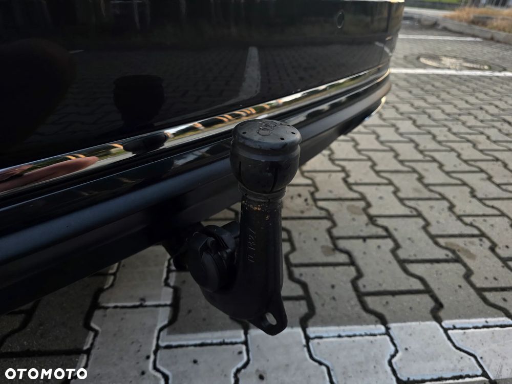 Audi A4 Avant 40 TFSI S tronic design - 36