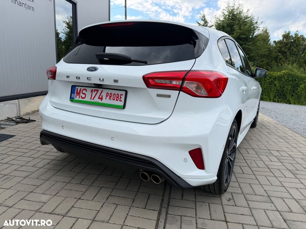 Ford Focus 1.0 EcoBoost Start-Stopp-System ST-LINE STYLE - 23