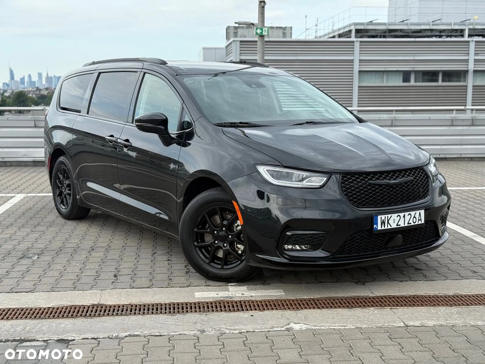 Chrysler Pacifica - 3