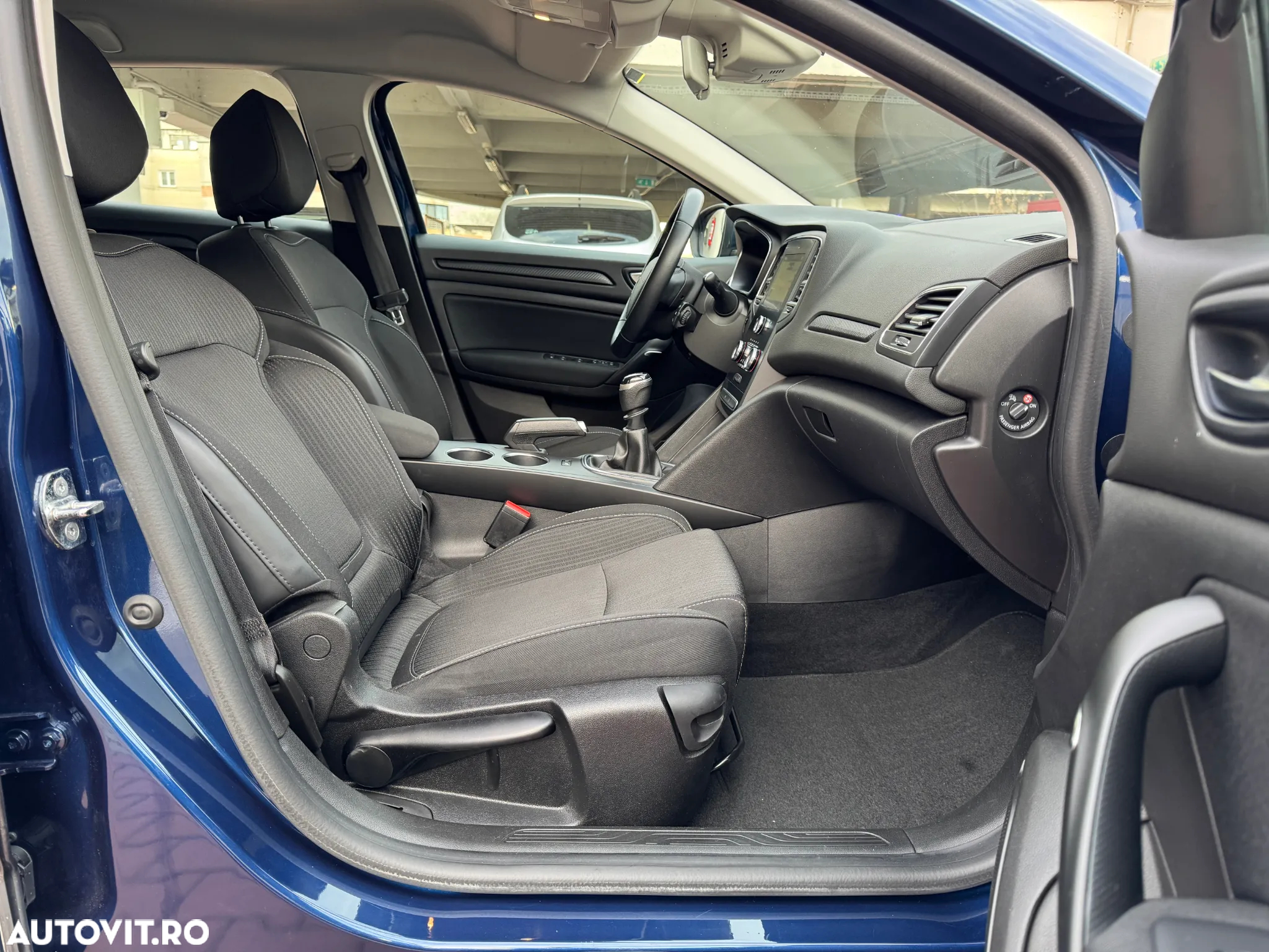 Renault Megane Grandtour BLUE dCi 115 BUSINESS EDITION - 14