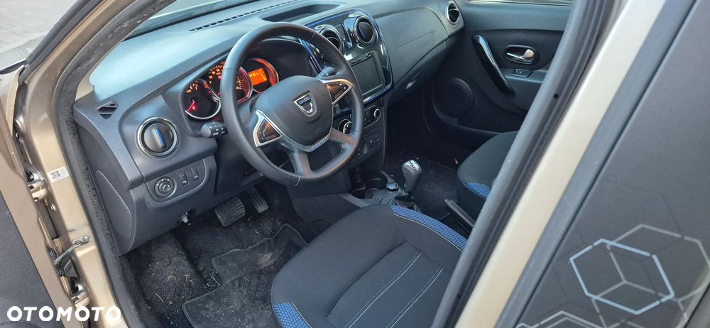 Dacia Sandero Stepway TCe 90 Easy-R Celebration - 5