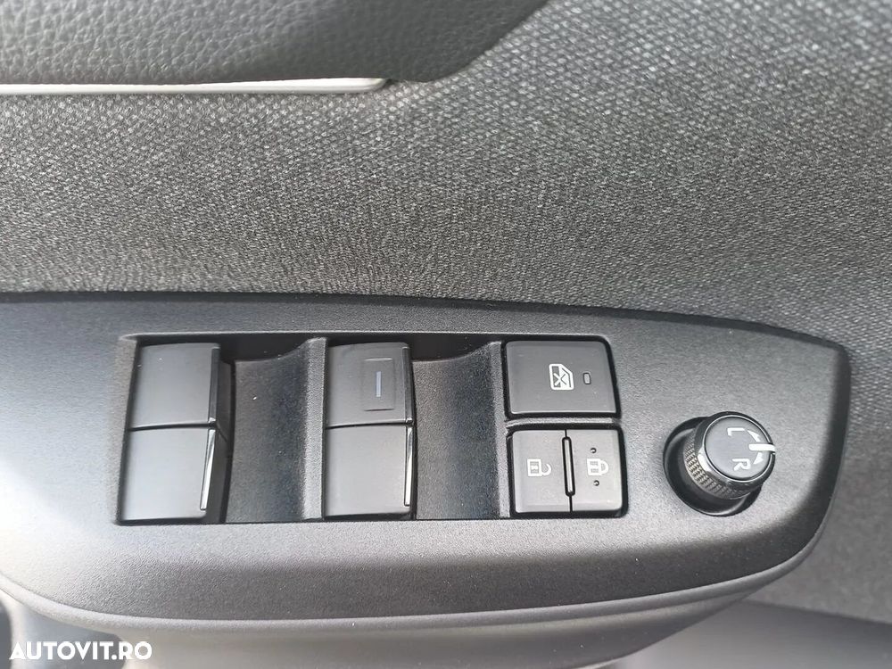 Toyota Yaris 1.5 MT Dynamic - 13