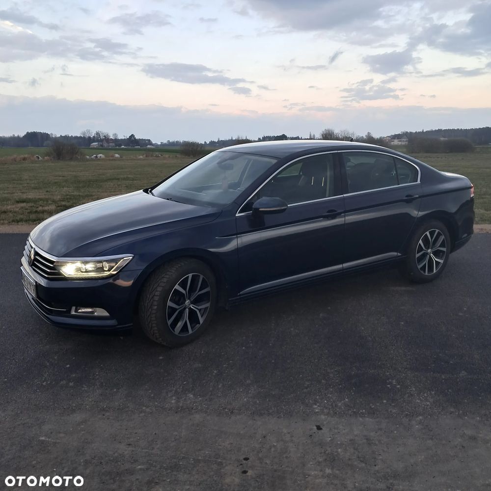 Volkswagen Passat 1.8 TSI BMT Comfortline - 1