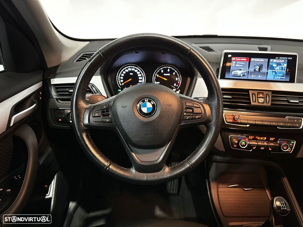 BMW X1 16 d sDrive Advantage - 18