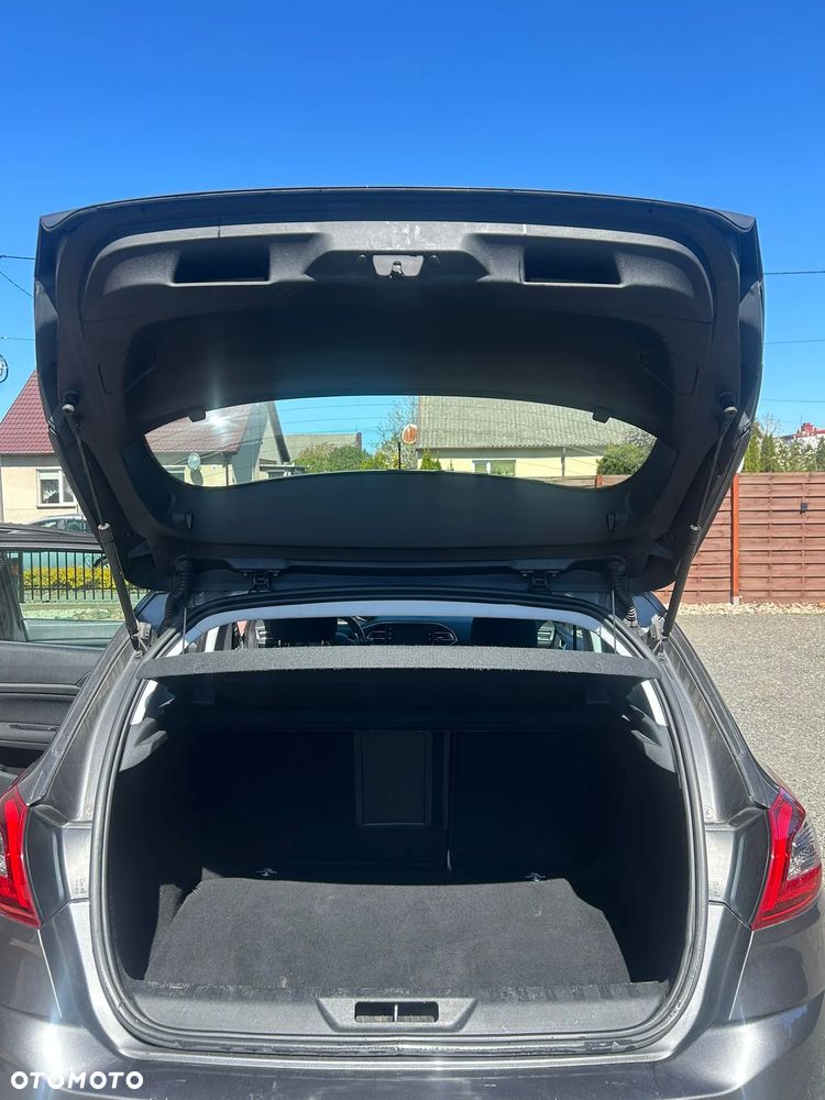 Peugeot 308 1.5 BlueHDi Active S&S EAT6 - 11