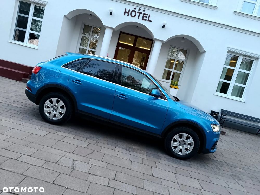 Audi Q3 2.0 TDI Design - 16