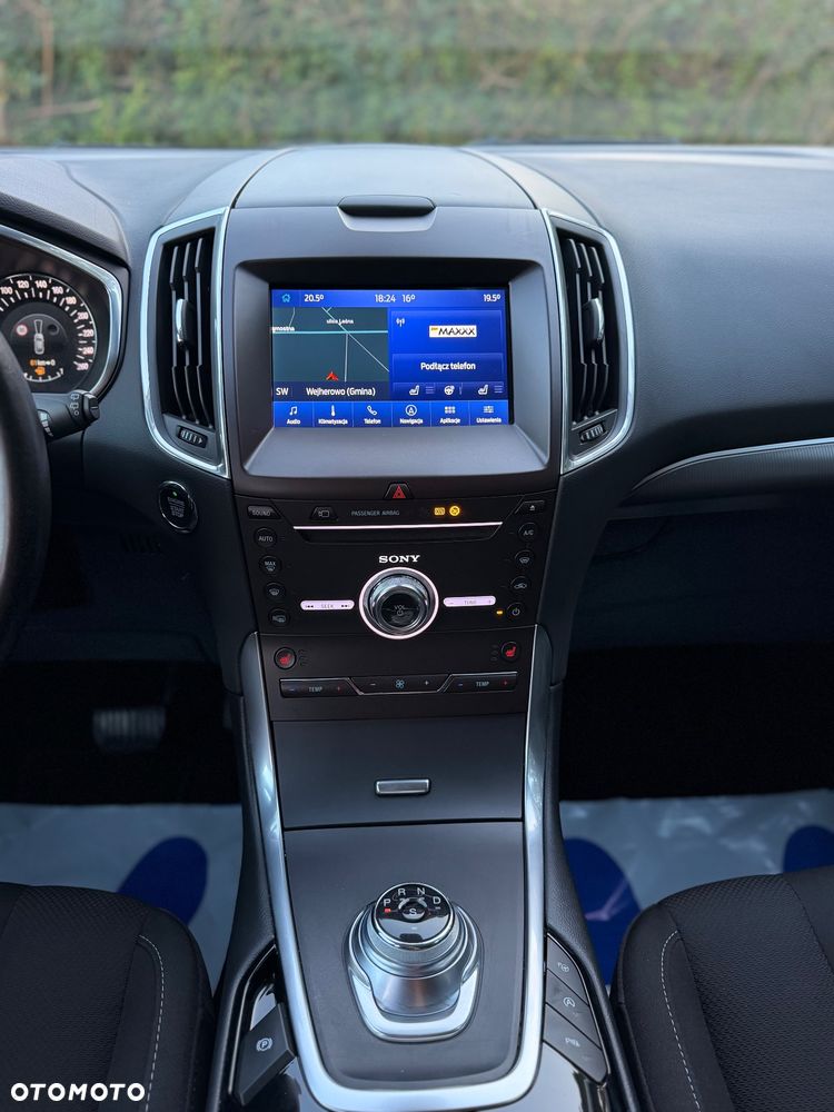 Ford S-Max 2.0 EcoBlue Titanium - 28