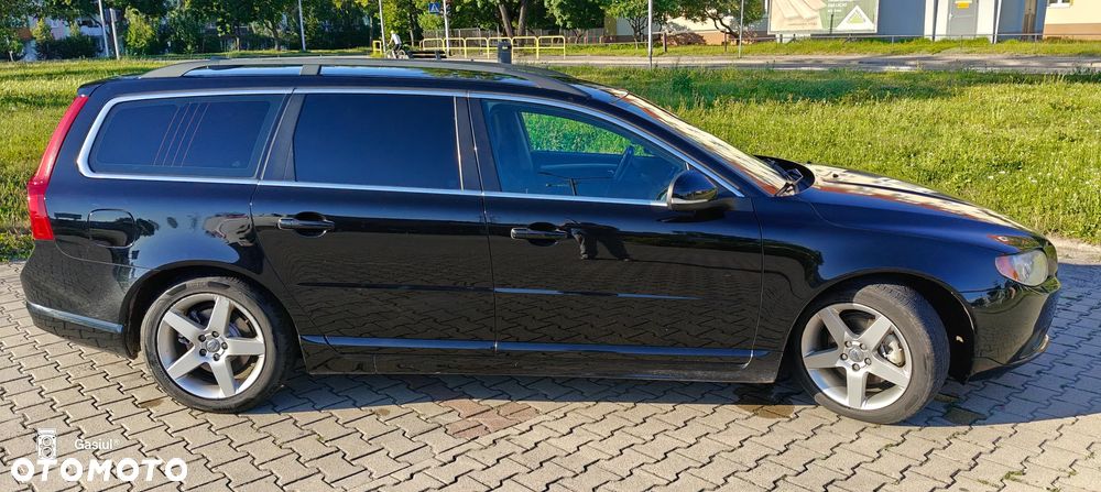 Volvo V70 D2 Summum - 2