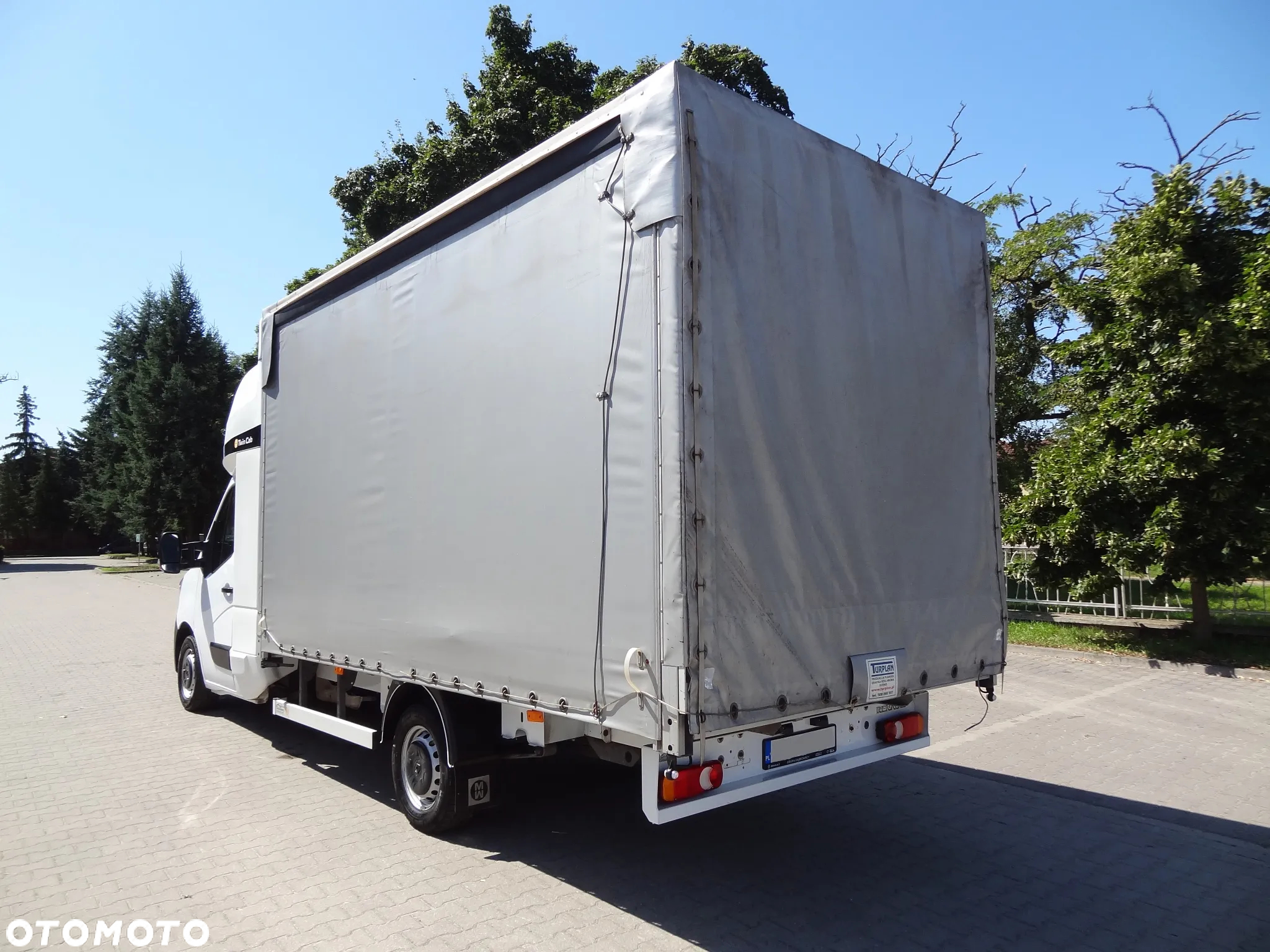 Renault Master Twin-cab - 13