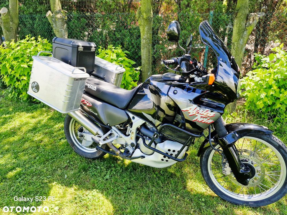 Honda XRV - 20