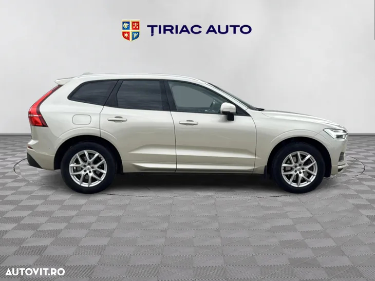 Volvo XC 60 D4 AWD Momentum - 7