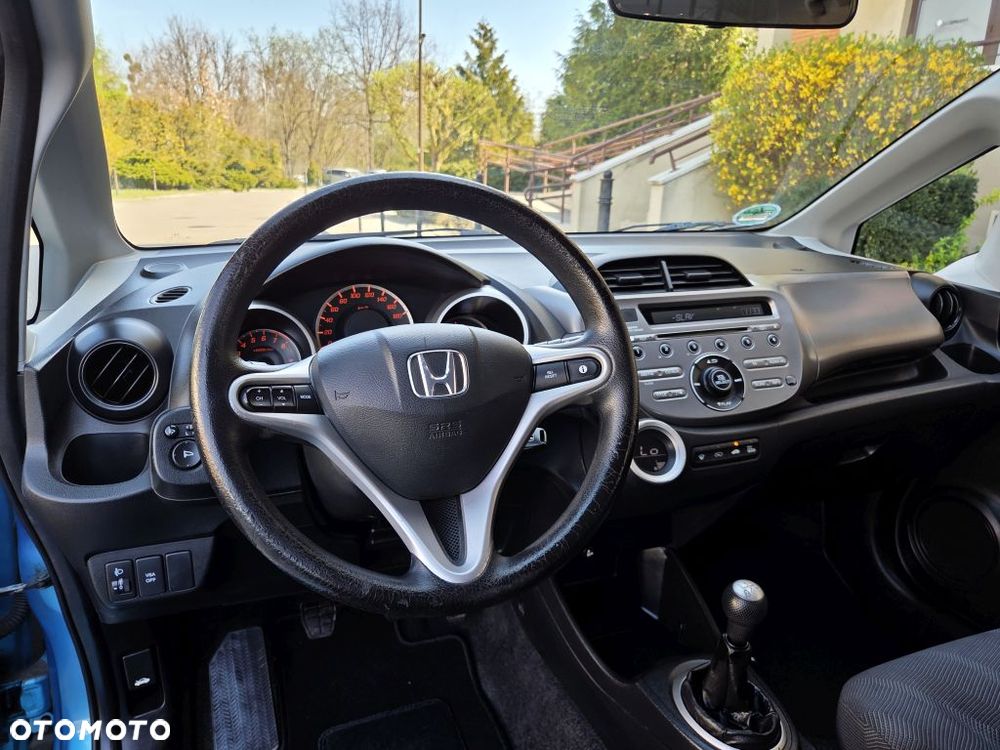 Honda Jazz 1.4 Executive - 31