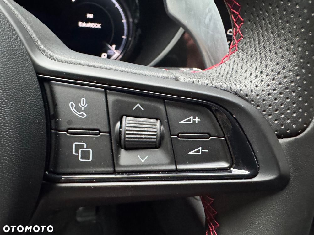 Alfa Romeo Giulia 2.0 Turbo Competizione Q4 - 15