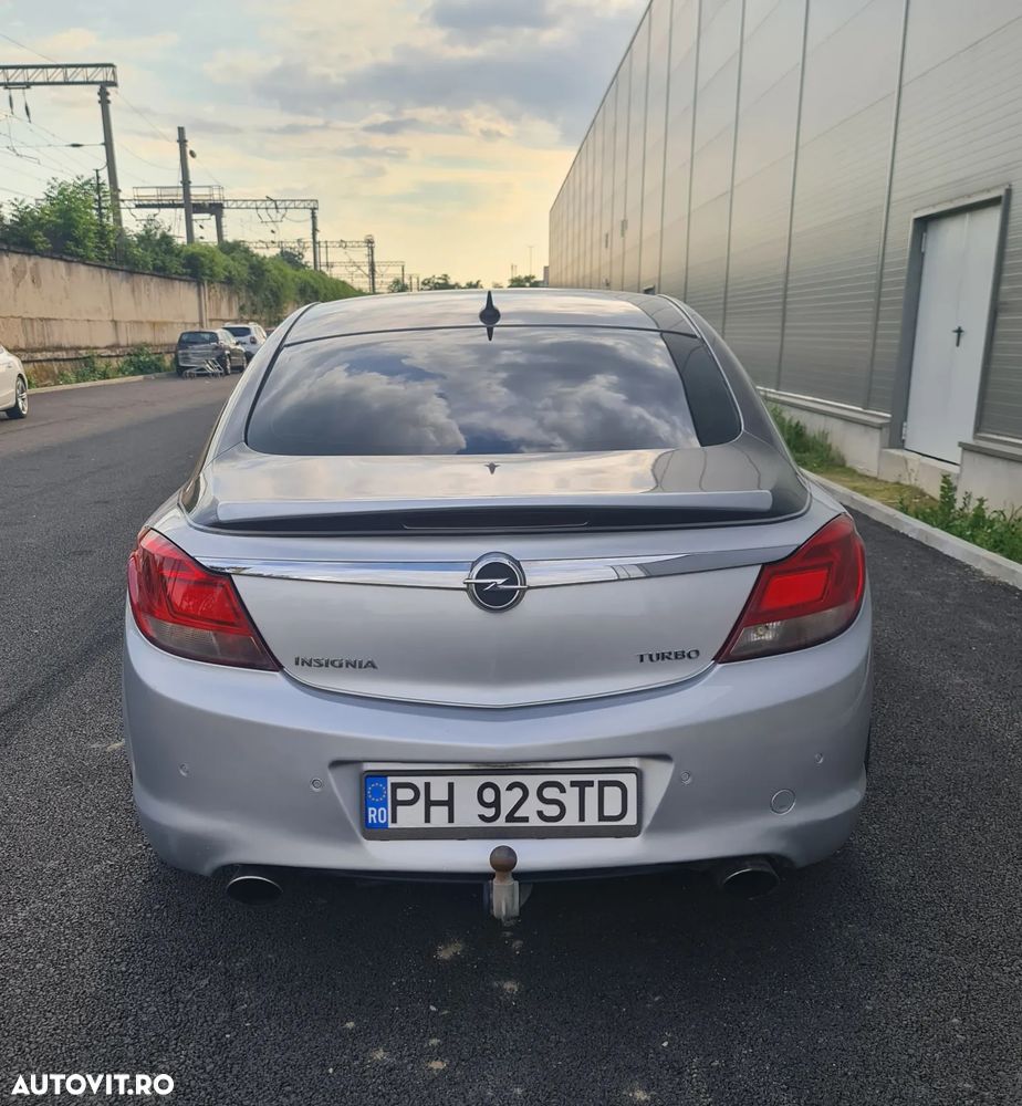 Opel Insignia - 8