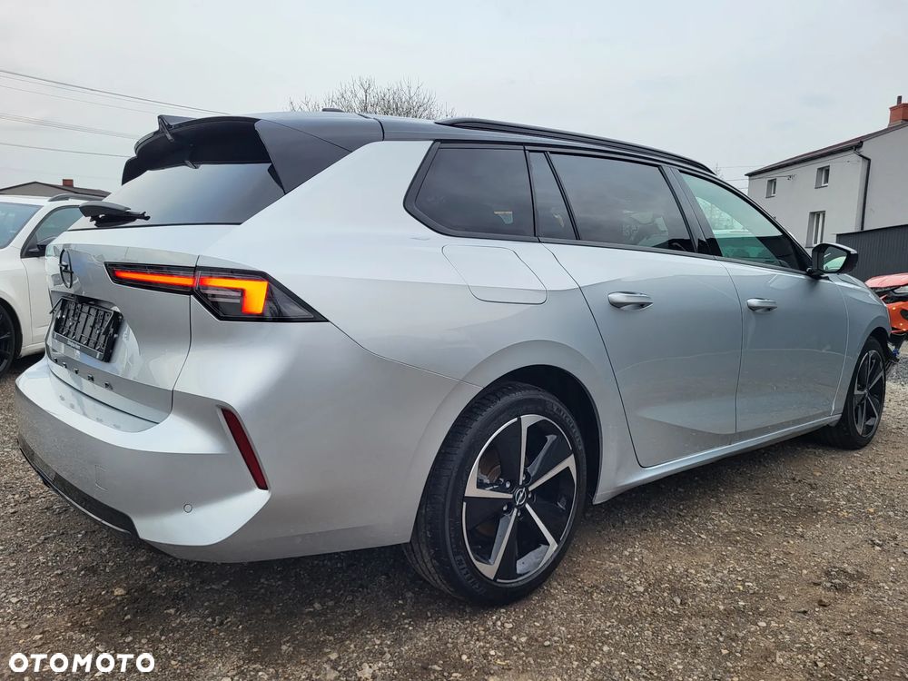 Opel Astra 1.2 Turbo Automatik GS Line - 3