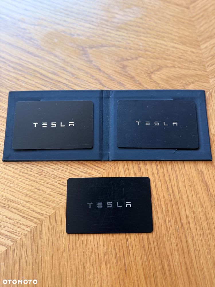 Tesla Model 3 - 29