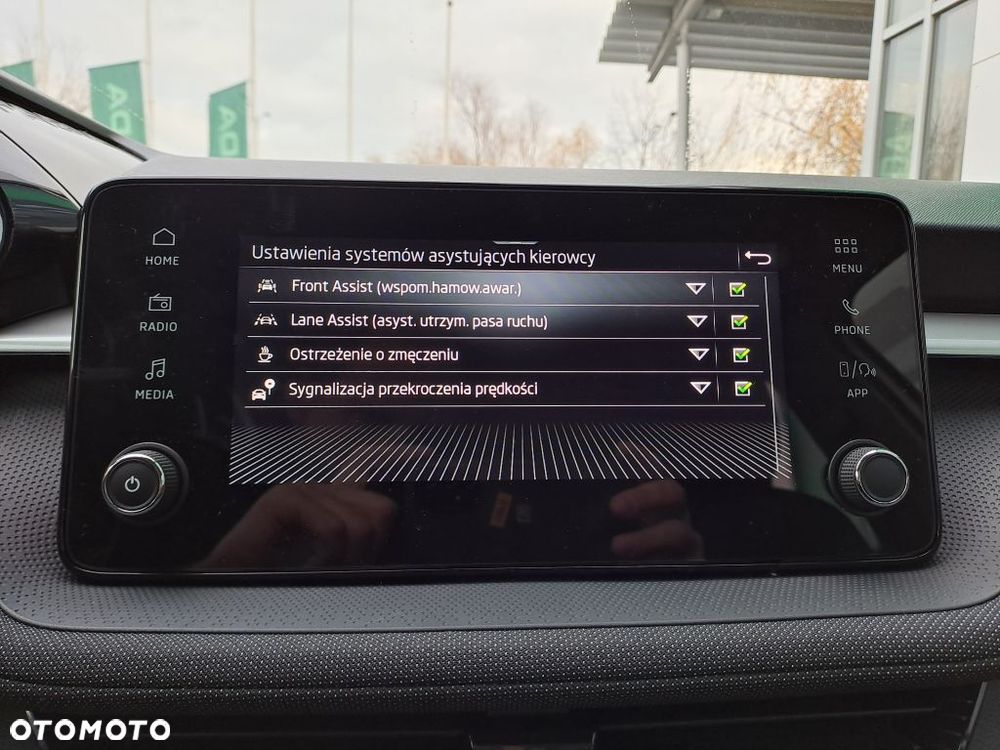 Skoda Fabia 1.0 TSI Edition 130 - 11