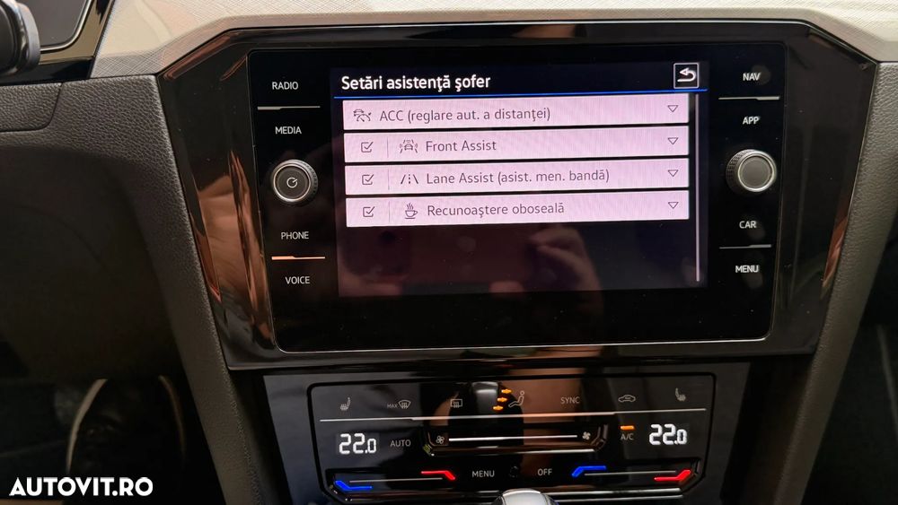 Volkswagen Passat 2.0 TDI DSG Comfortline - 33