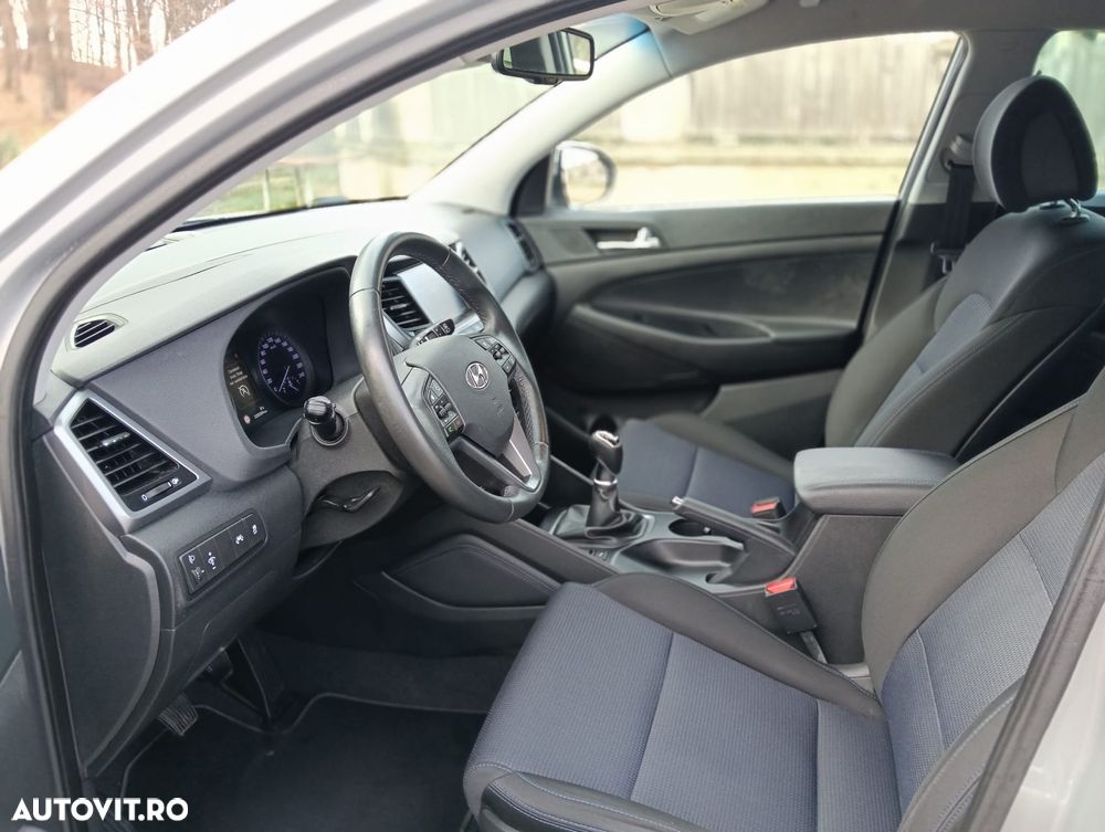 Hyundai Tucson blue 1.7 CRDi 2WD Style - 5