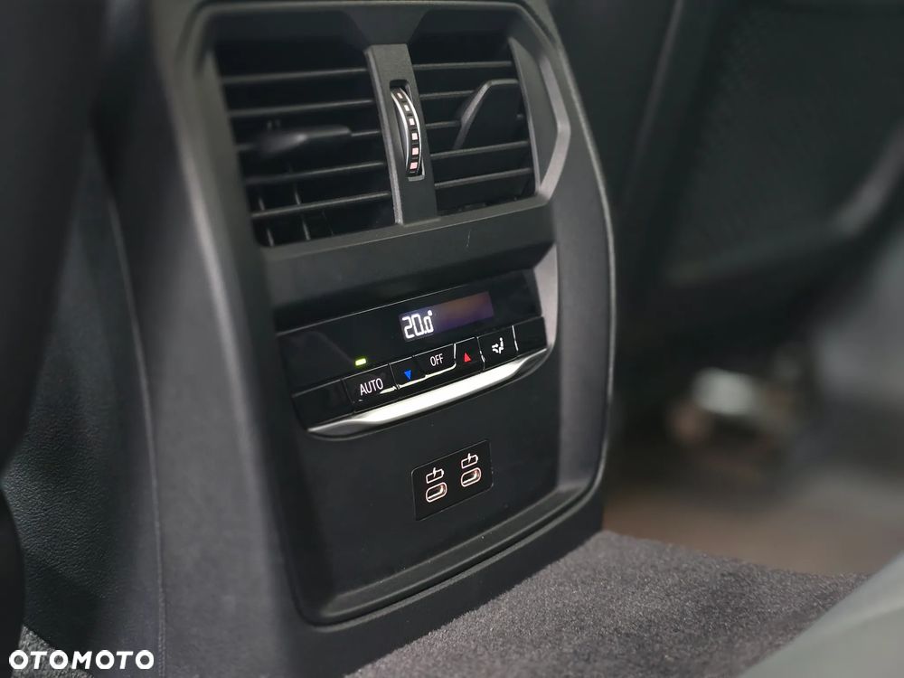 BMW Seria 4 M440i xDrive mHEV sport - 12