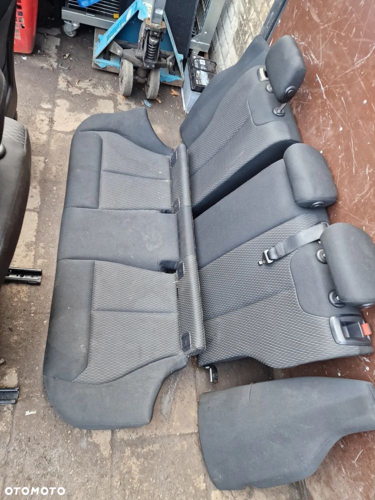 Komplet  foteli  BMW  F20 - 6