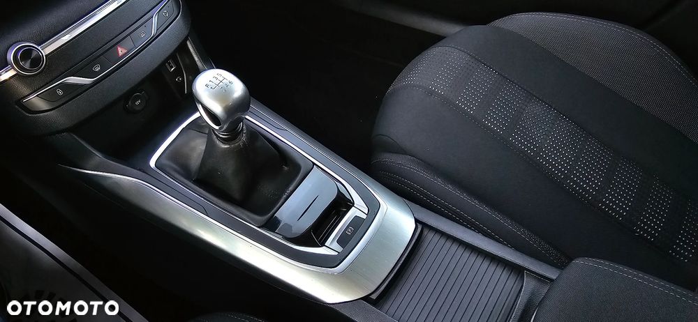 Peugeot 308 1.6 BlueHDi Active S&S - 38