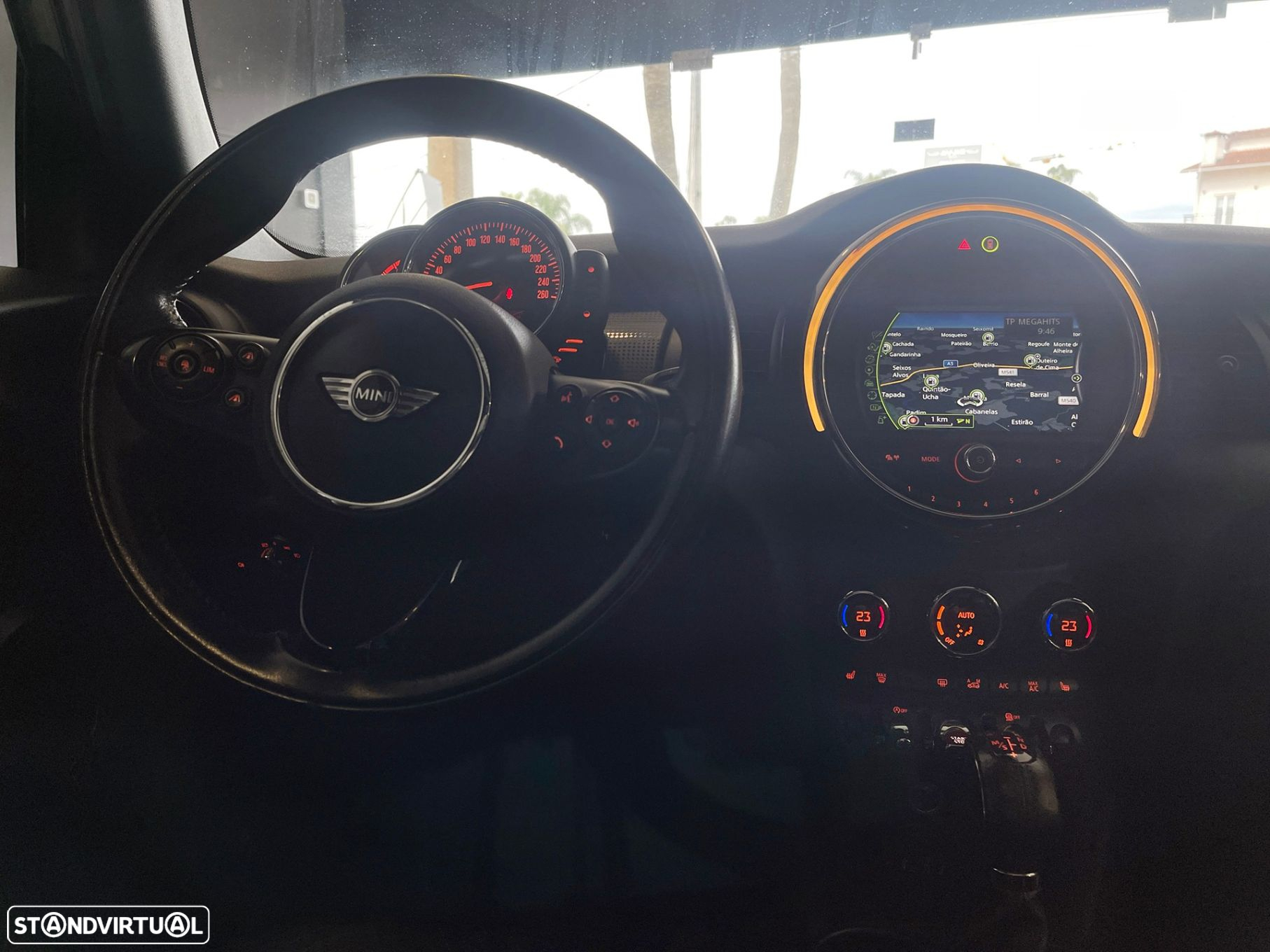MINI 5 Portas Cooper D Aut. Seven - 15