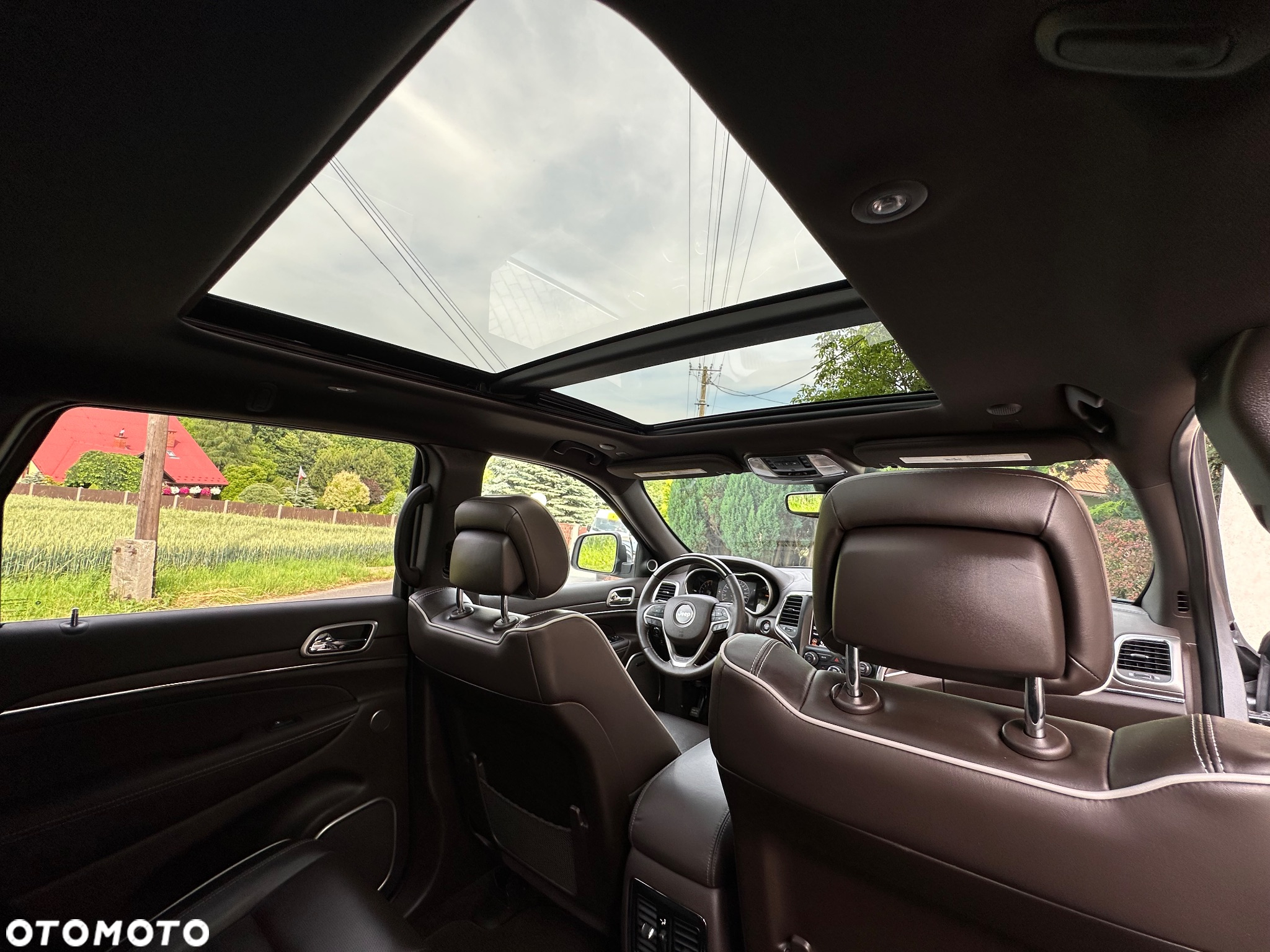 Jeep Grand Cherokee 5.7 V8 HEMI Overland - 23