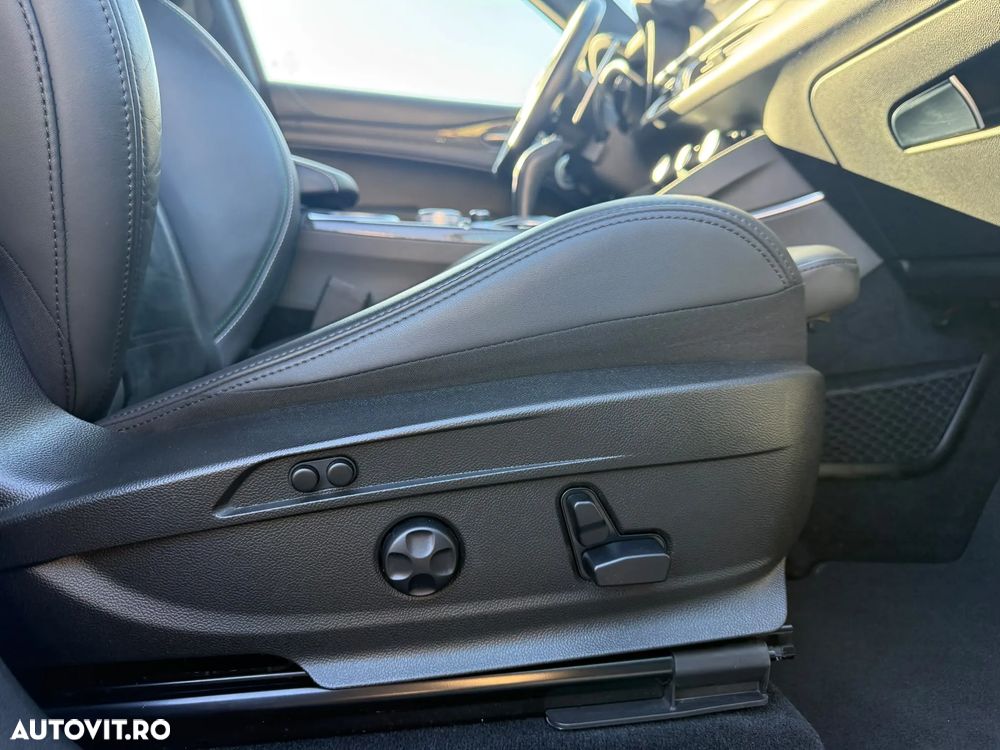 Alfa Romeo Stelvio 2.9 V6 Turbo AWD AT8 Quadrifoglio - 23