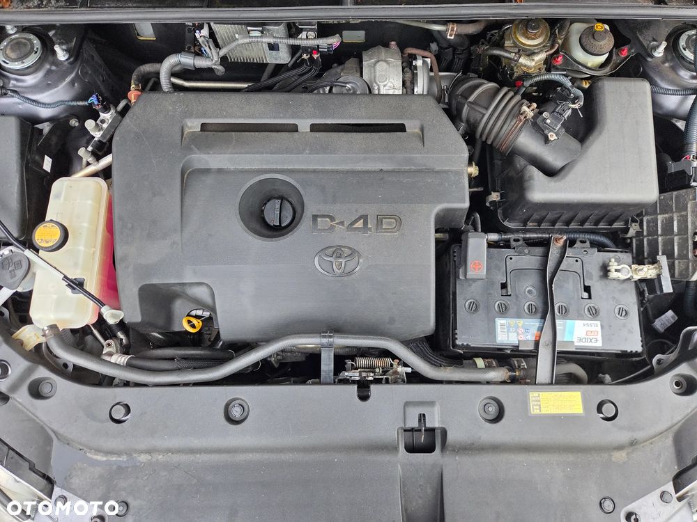 Toyota RAV4 2.2 D-4D 4x2 - 19