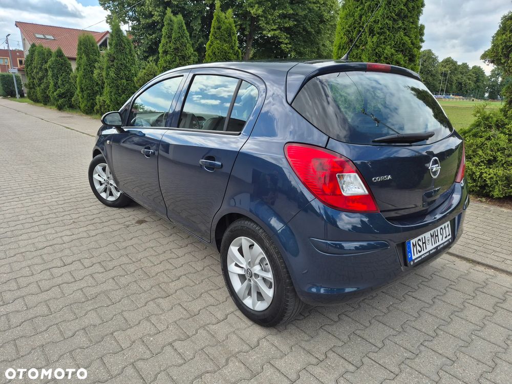 Opel Corsa 1.2 16V Color Edition - 4