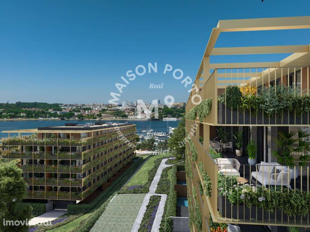 Apartamento T2 com Varanda, Lugar de Estacionamento na Marina da Af... - Grande imagem: 2/41