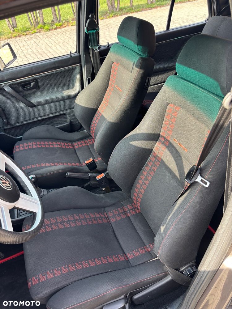 Volkswagen Golf 1.8 GTI G60 - 18