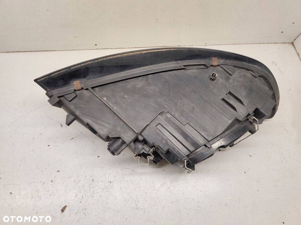 VOLVO C30 SOCZEWKA ZW LAMPA LEWY PRZÓD 31214537 - 5