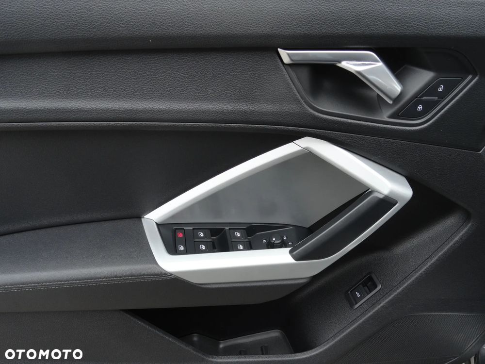 Audi Q3 Sportback 35 TDI S tronic S line - 22