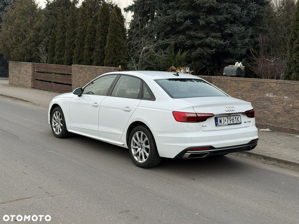 Audi A4 Limousine - 9