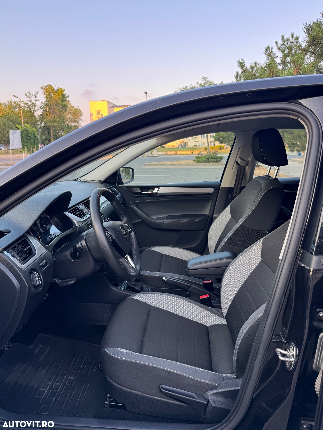 Skoda RAPID - 8