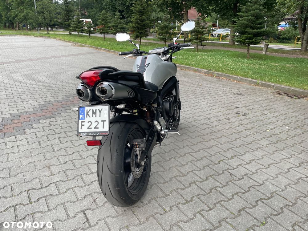 Yamaha FZ6 - 3