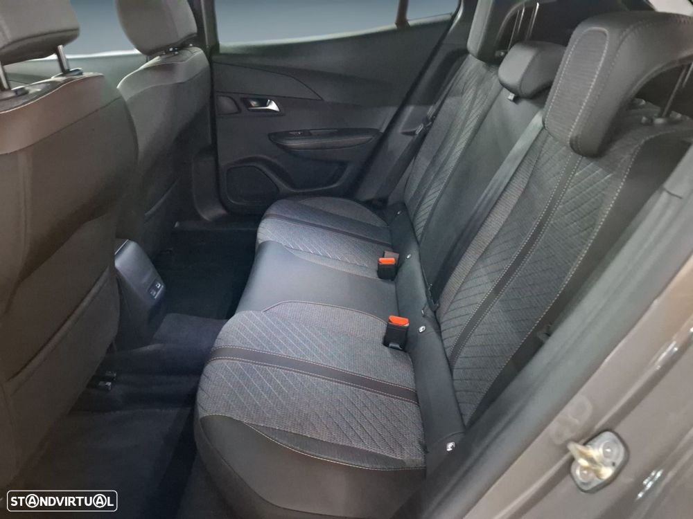 Peugeot 2008 1.2 PureTech Allure - 13
