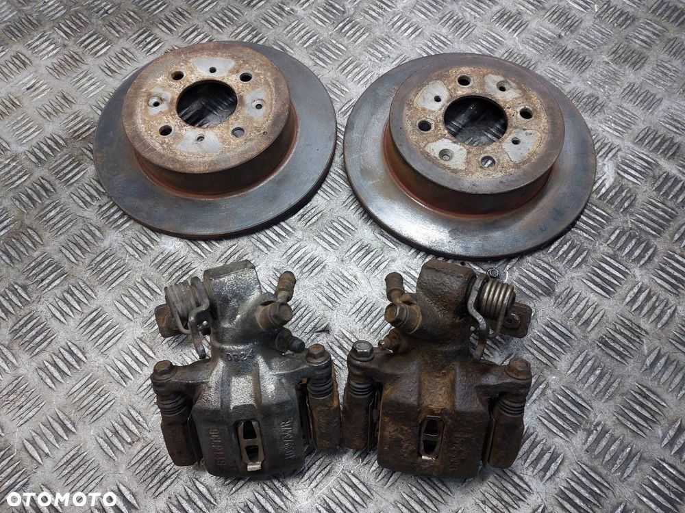 TARCZE HAMULCOWE TYŁ + KLOCKI + ZACISKI HONDA CIVIC VII HB 5D - 1