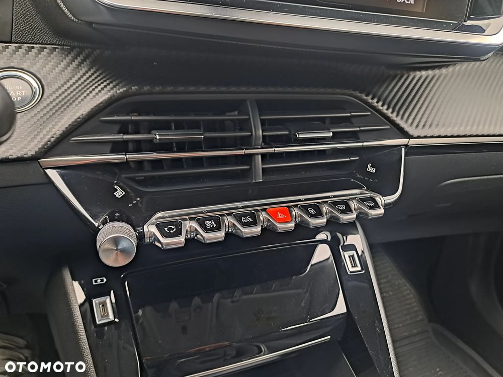 Peugeot 2008 1.2 Pure Tech GPF Active S&S - 26